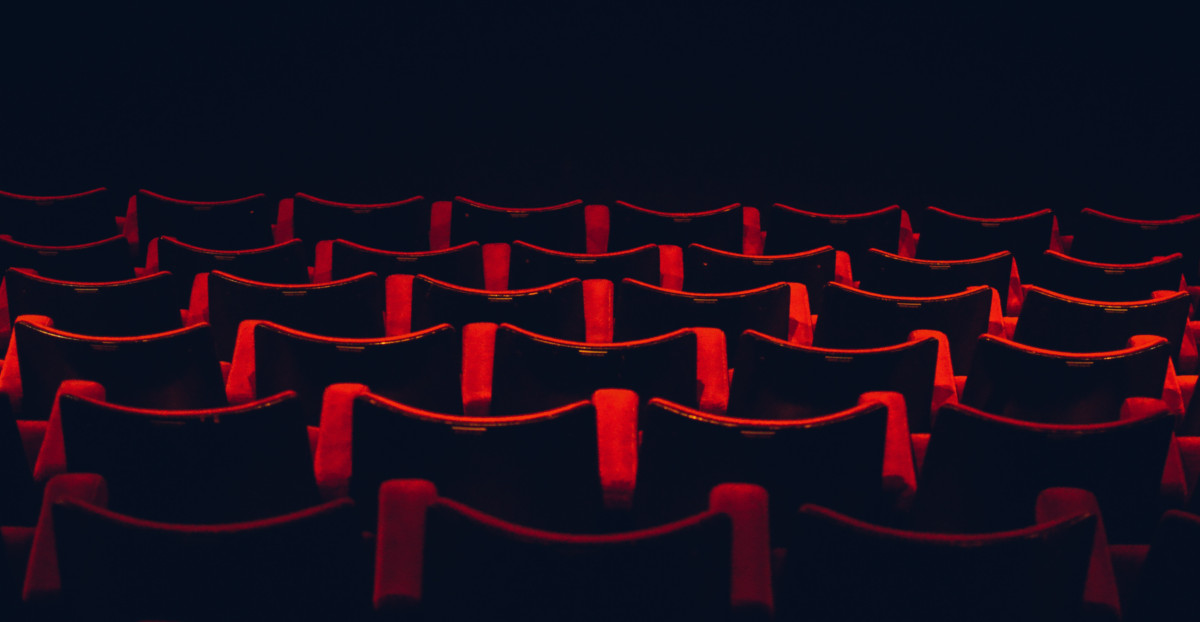 theatre 12000 x 622